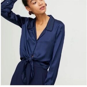 Aritzia Blue Tie Front Long Sleeve Blouse